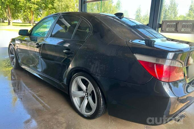 BMW 5 Series E60/E61 Sedan