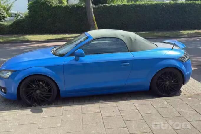 Audi TT 8J Roadster 2-doors