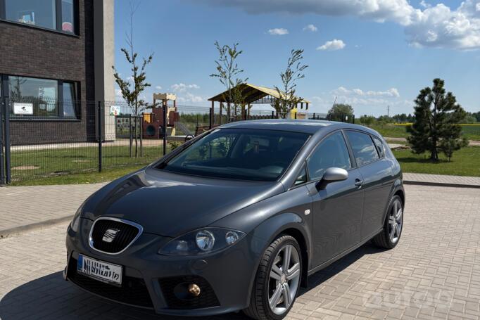 SEAT Leon 2 generation Hatchback 5-doors