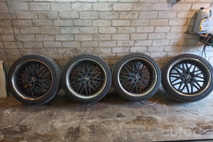 Royal wheels, lietie