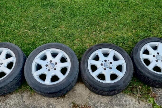 Mercedes Benz, lietie