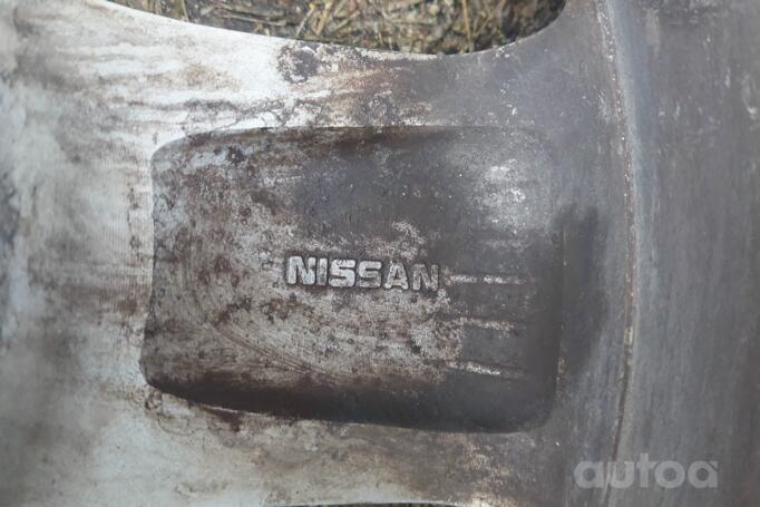 Nissan/ Toyota, lietie