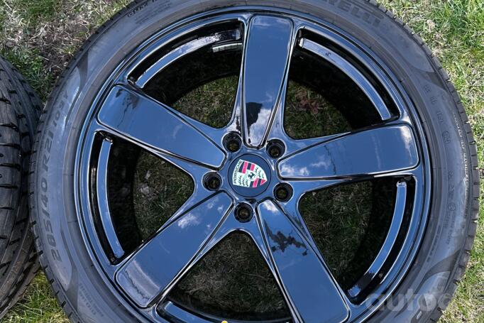 Porsche, lietie