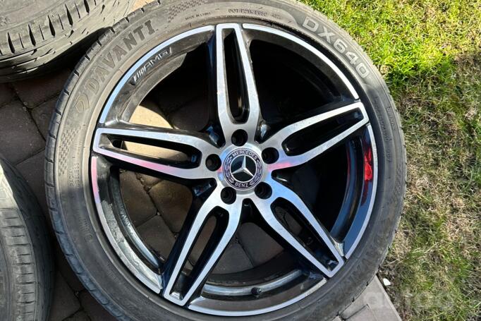Mercedes benz AMG, lietie