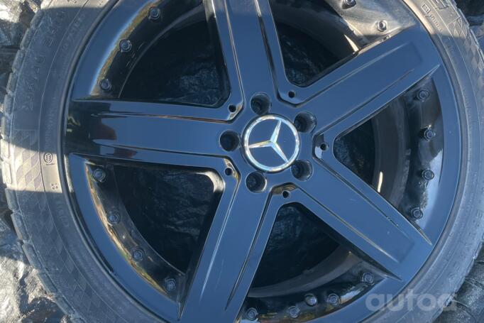 Mercedes, lietie