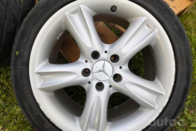 Mercedes, lietie