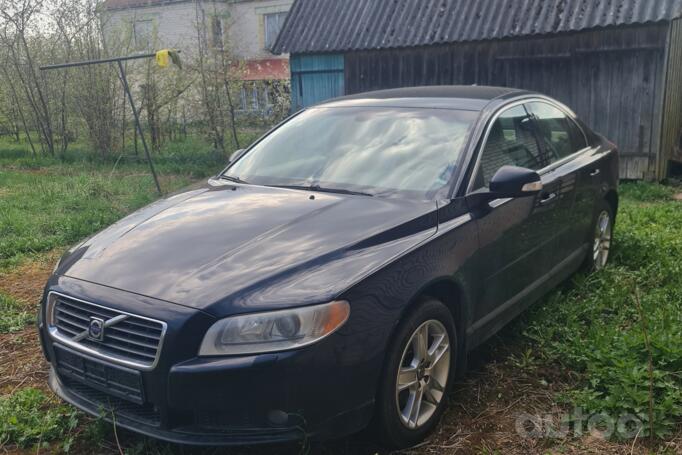Volvo, lietie