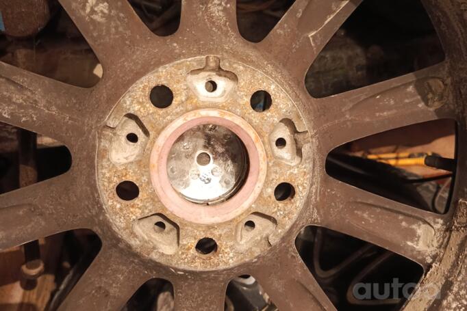 Com4wheels, lietie