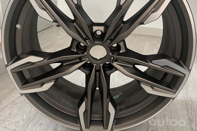 BMW, lietie