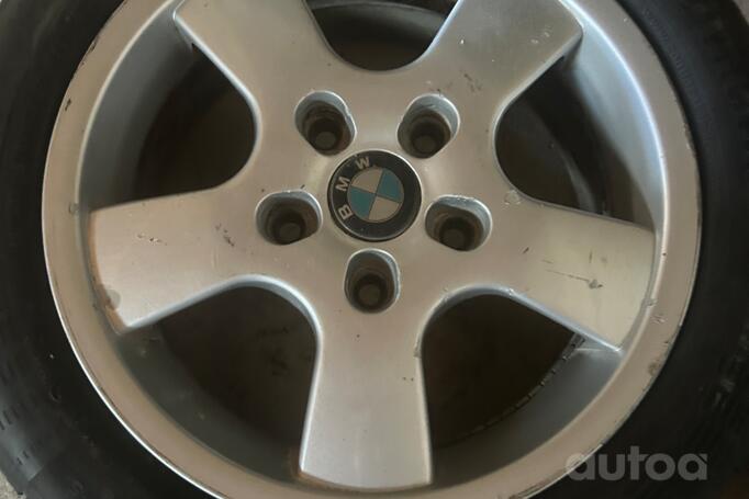 BMW, lietie