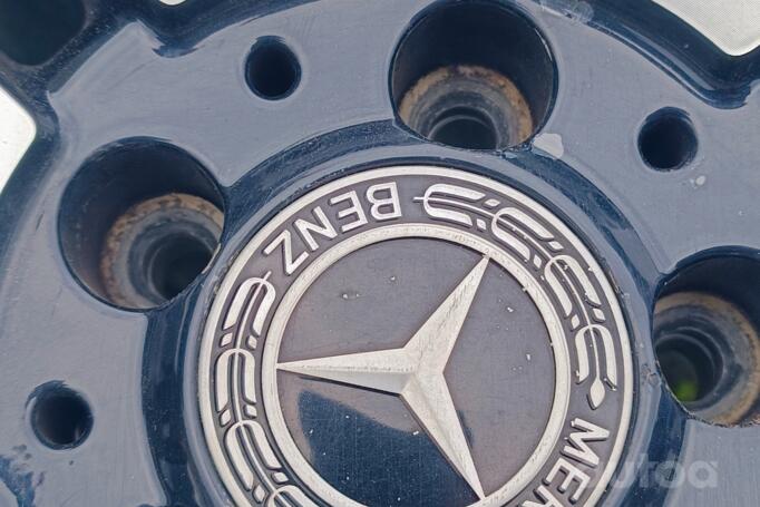 Mercedes benz, lietie