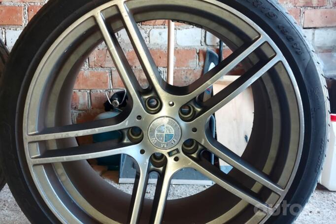BMW, lietie