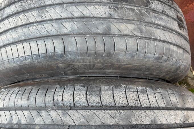 Mercedes Benz, lietie