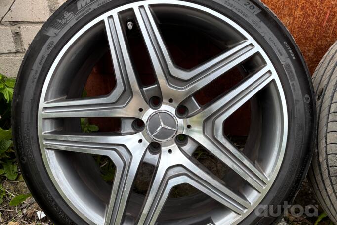 Mercedes Benz, lietie