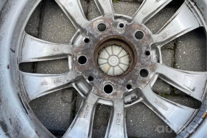 BMW, lietie