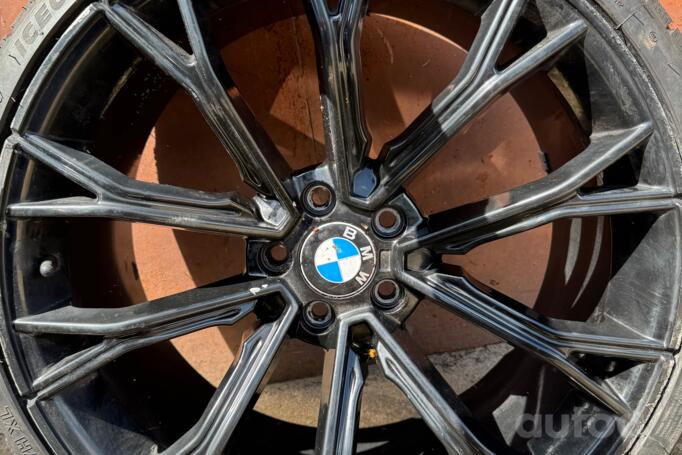BMW, lietie