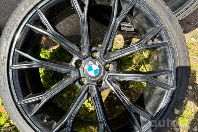 BMW, lietie