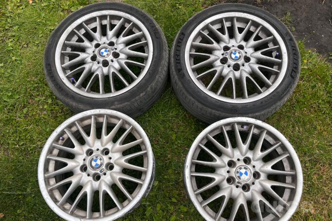 BMW, lietie