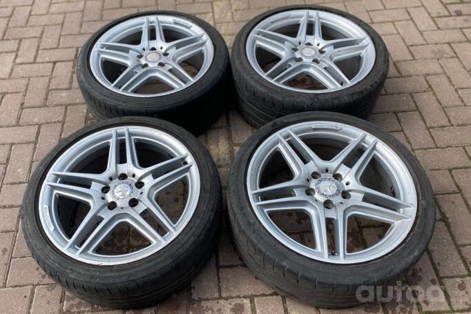 Mercedes, lietie