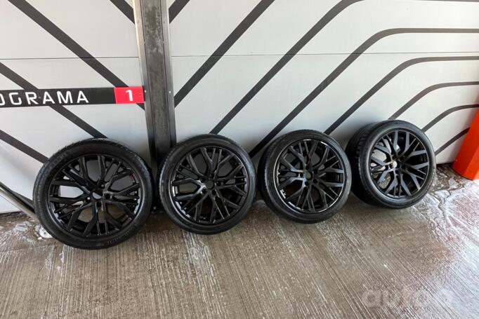 Audi VW Replikos, lietie