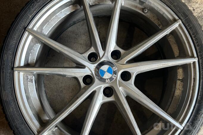 BMW, lietie