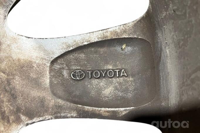 Toyota, lietie