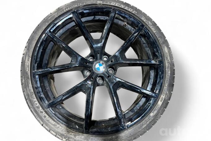 BMW, lietie