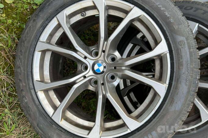 BMW, lietie