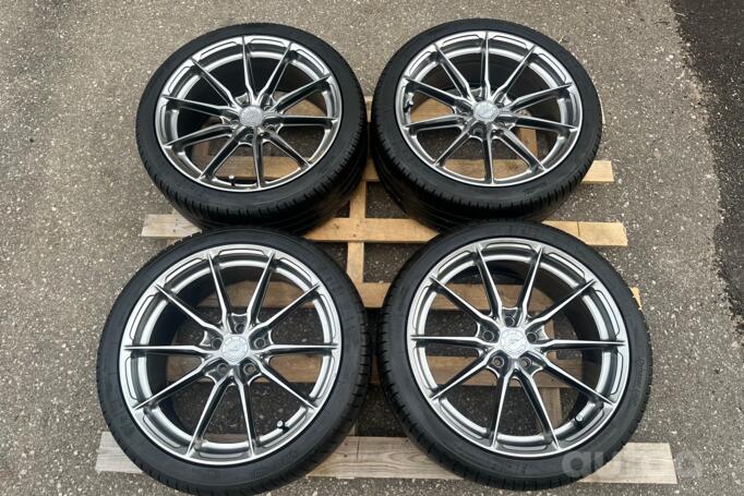 Japan Racing, lietie