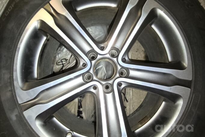 Mercedes-Benz, lietie