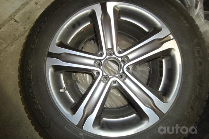 Mercedes-Benz, lietie