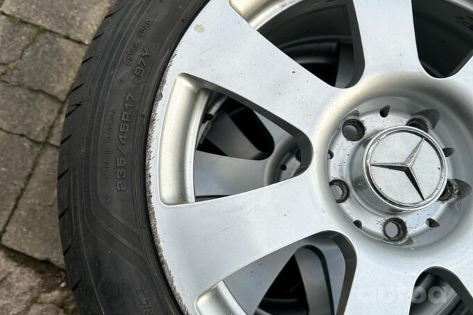 Mercedes-Benz, lietie