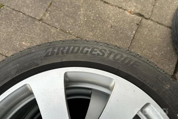 Mercedes-Benz, lietie