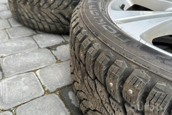 Mercedes Benz, lietie