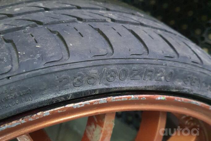 Asa Revolution, lietie