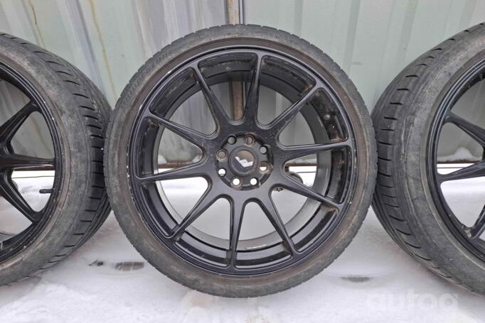 Japan Racing, lietie