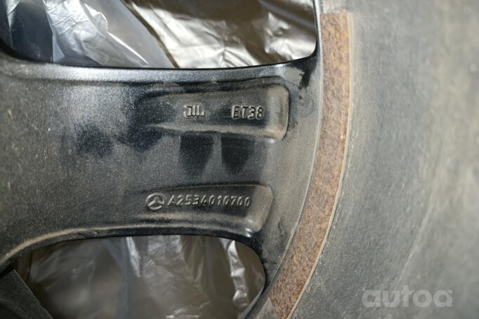 Mercedes-Benz, lietie