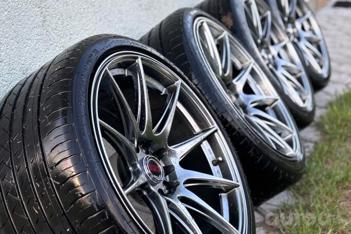 Japan Racing, lietie