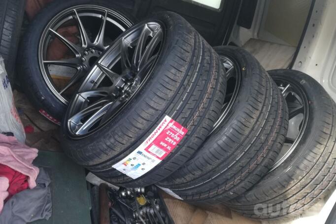 Japan Racing, lietie