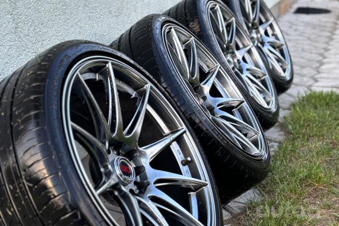 Japan Racing, lietie