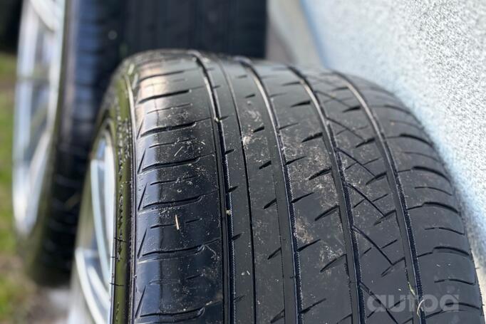 Japan Racing, lietie