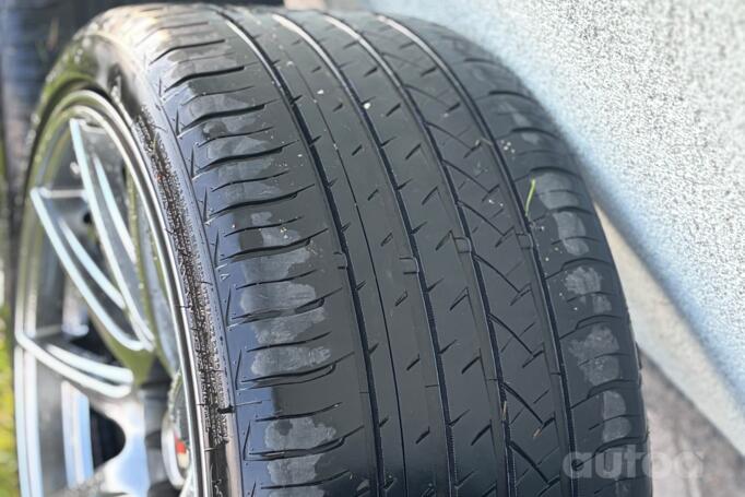 Japan Racing, lietie