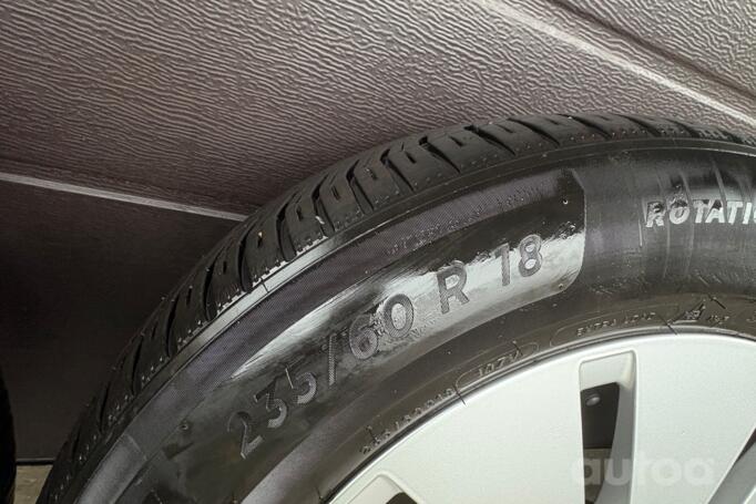 Mercedes nenz, lietie