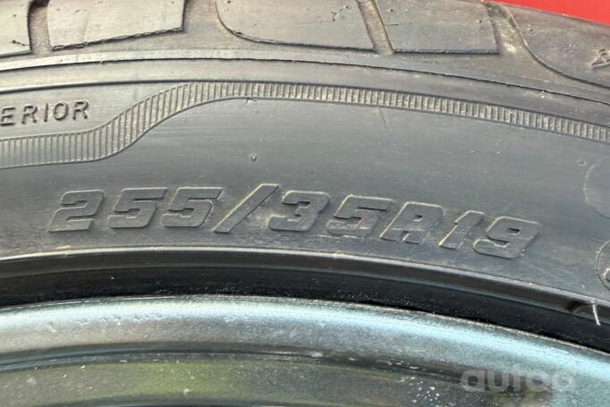 Bmw Style 403m, lietie