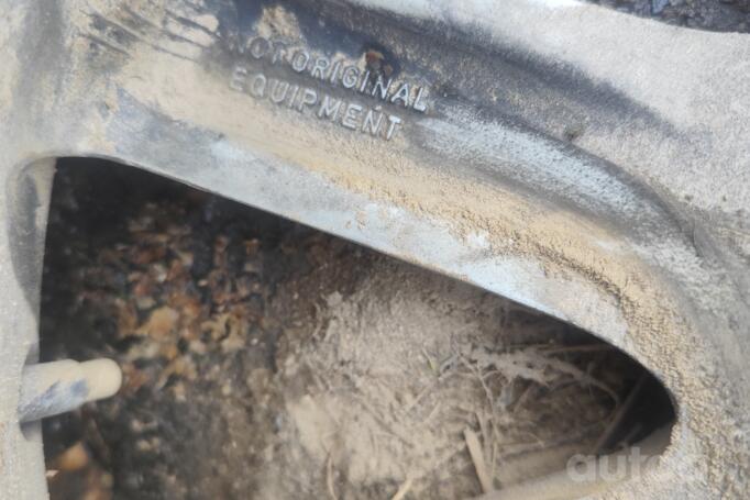 Made in Italy NOT ORIGINAL EQUIPMENT”, lietie