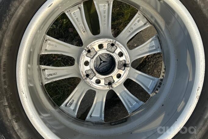 Mercedes benz, lietie