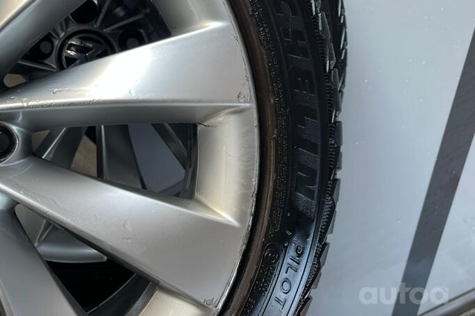 Mallory Turbine, lietie