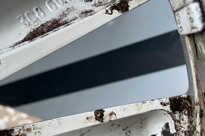 Mallory Turbine, lietie