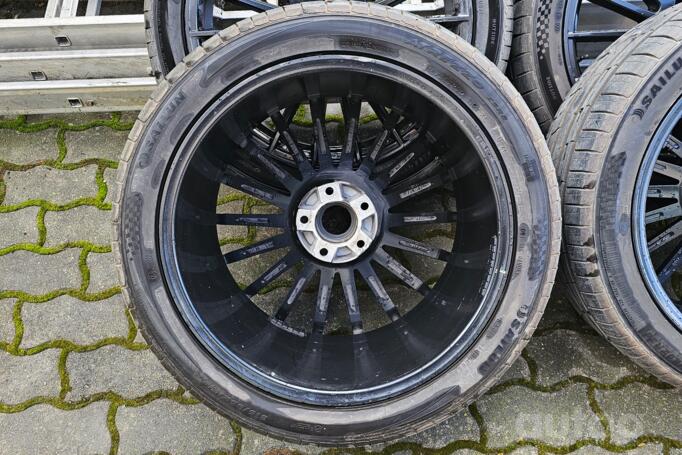 HAMANN, lietie