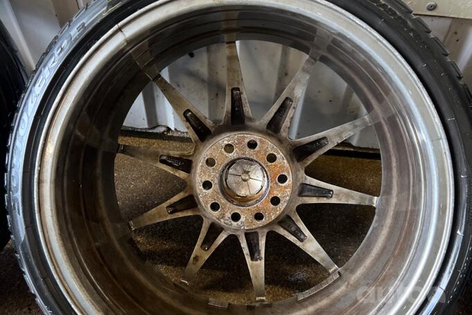 Japan Racing, lietie